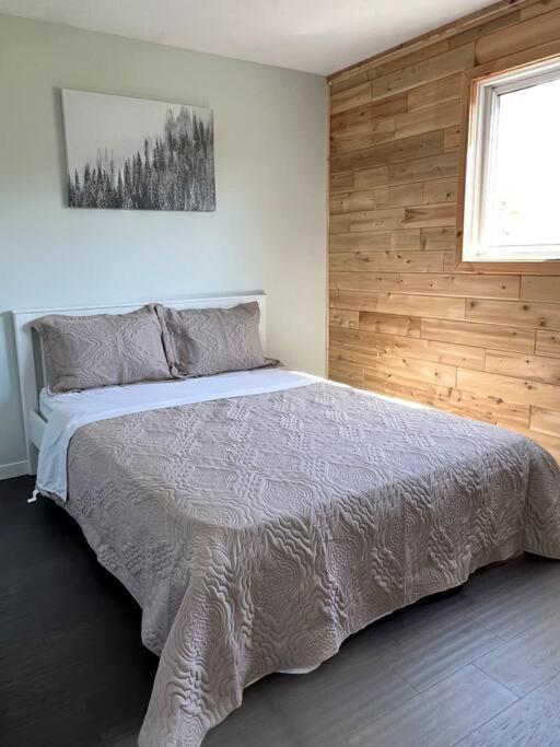 Family Friendly Cottage ☆Walking Distance To Beach Lions Head Εξωτερικό φωτογραφία