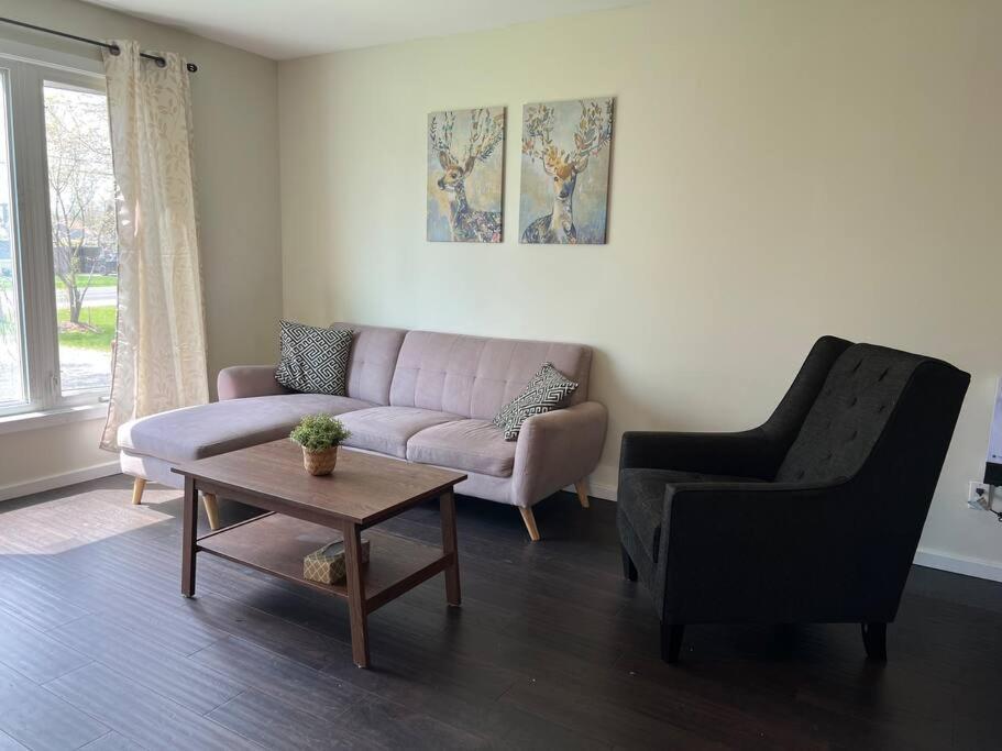 Family Friendly Cottage ☆Walking Distance To Beach Lions Head Εξωτερικό φωτογραφία